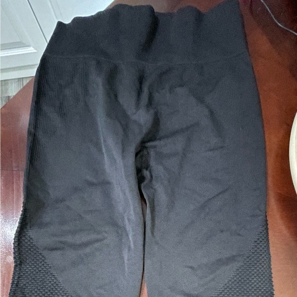 Victoria secret pink cozy and comfort leggings size large - Picture 3 of 5